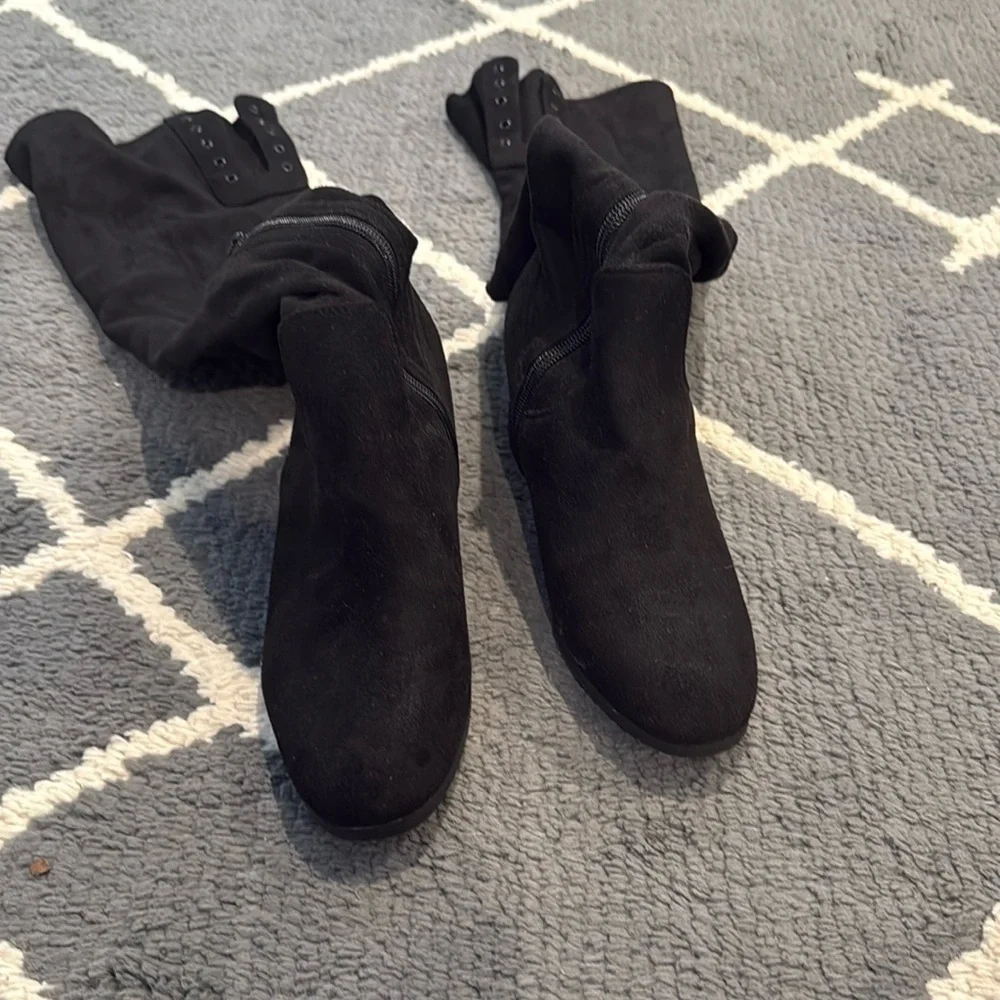 Black Over-the-Knee Women's Boots